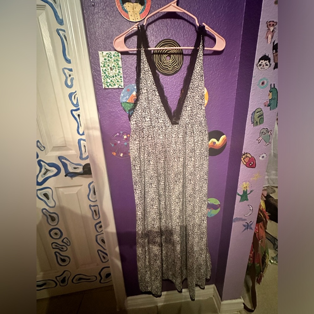Floral Black and White dress from Korea